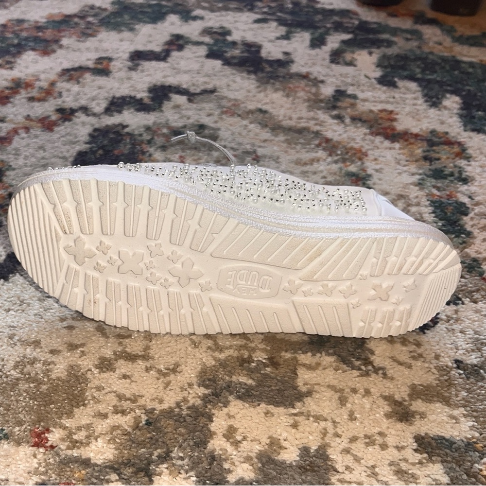 Hey Dude Women’s Wendy Bridal Pearl Slip On Sneakers SzW9 - Picture 6 of 9